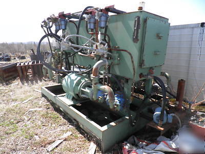 Hydraulic power unit, (2) 100 hp motors + (8) pumps