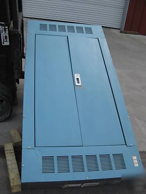 Square d i-line main breaker panelboard 600AMP 600 vac