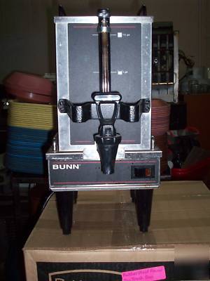 Bunn 1.5GPR-ff portable server & RWS1 warmer combo