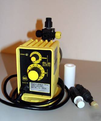 Lmi chemical metering pump P141-352SI 0.58GPH 250PSI