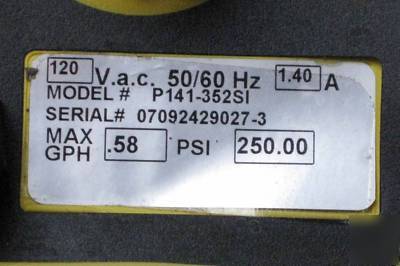 Lmi chemical metering pump P141-352SI 0.58GPH 250PSI