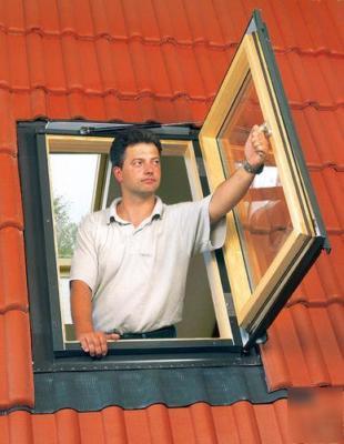 Fakro egress roof window 24X38 skylight - diff. sizes