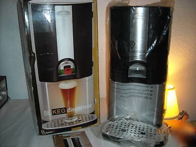 Nostalgia electric 5L home beer dispenser bc-3100 