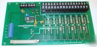 Opto-22 OPTO22 PB8-ah 001866C 8-channel mounting board