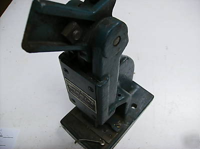 American shoe machine & tool press