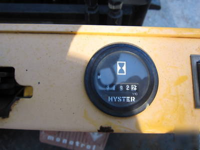 Hyster J40XL electric forklift w/ battery charger