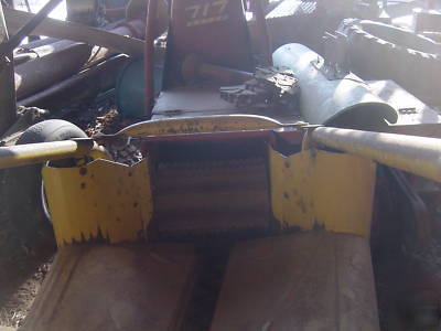 New holland super 717 corn chopper