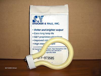 New stocker & yale 973-585 yellow photoresist bulb
