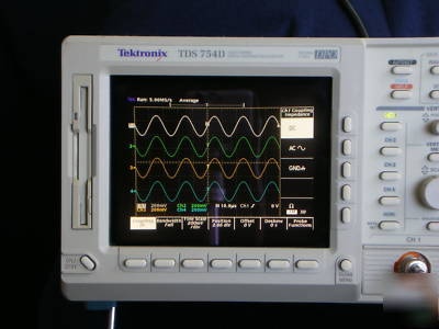 Tektronix TDS754D dpo color digitizing oscilloscope