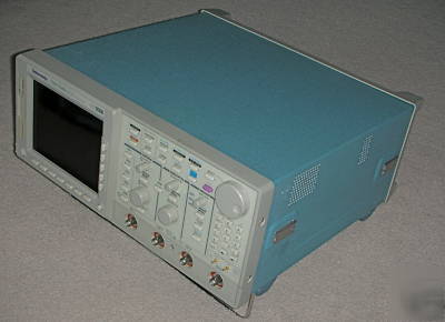 Tektronix TDS754D dpo color digitizing oscilloscope