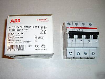 Abb 4 pole circuit breaker S204-K32