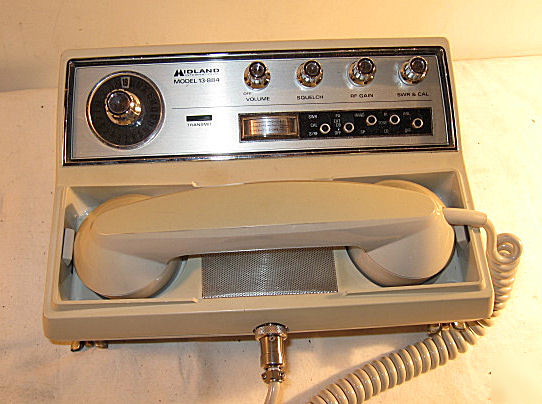 Midland model 13-884 telephone style 23 ch cb radio