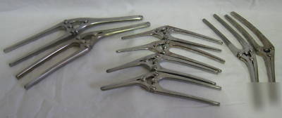 Lot of intestinal clamps 3 different sizes 