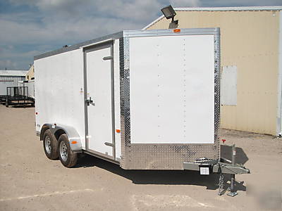 14FT 7X14 7 x 14 v-nose enclosed cargo trailer in texas