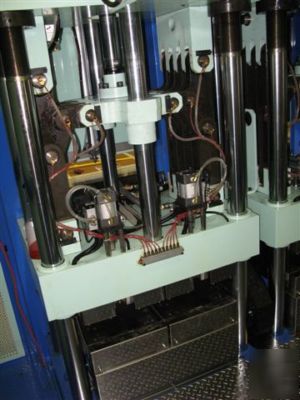 Kingsteel 6 station direct injection molding machine