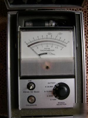 Power instruments photo sensing tachometer b-891 gc-vgc