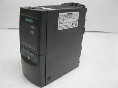 Simens micromaster 440 6SE6440-2UD21-5AA1