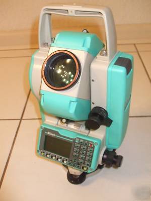 Nikon npl-362 npl-302 serie 3â€ total station free prism