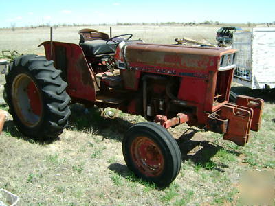 International 484 tractor, 4,295 hours ( texas )