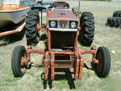 International 484 tractor, 4,295 hours ( texas )