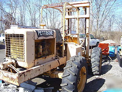 Pettibone rough terrain lift 4000 lb good run condition