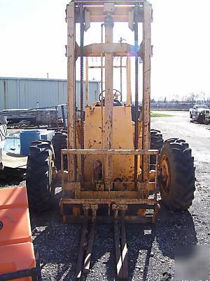 Pettibone rough terrain lift 4000 lb good run condition