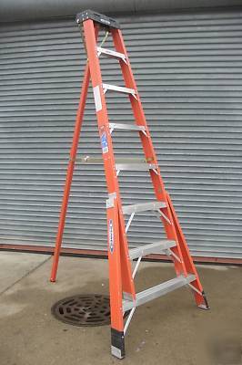 Werner 8' fiberglass tripod ladder FTP6208