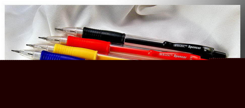 Bazic spencer lot of 4 0.9MM mechanical pencils +bonus 