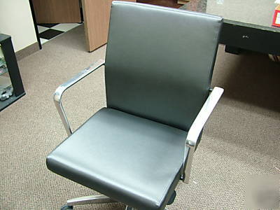 Keilhauer office chair 7211