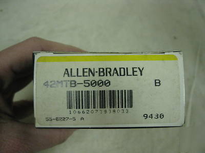 New 42MTB-5000 allen bradley photoswitch terminal base 