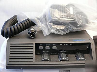 New in box uniden cb car truck radio fms 150S amx 105