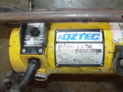 Oztec 2.4 oz concrete vibrator with 45â€ qd shaft & head