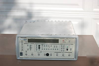 Tektronix GB1400R gigabert 1400 mb/s bert analyzer nors