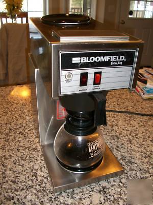 Bloomfield 8543 coffee brewer w/ 1 lower 1 upper warmer