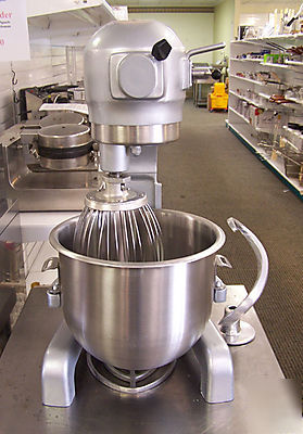 Hobart 20QT mixer w/ s/s bowl, hook, whip & paddle