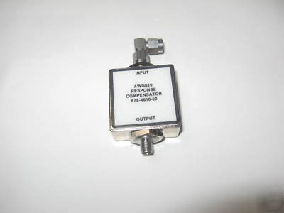 Tektronix AWG610 waveform generator 800 mhz, 2.6 gs/s