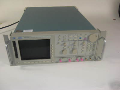 Tektronix AWG610 waveform generator 800 mhz, 2.6 gs/s
