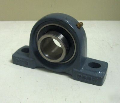 Pillow block bearings tyb P207 bore 35MM 1-3/8