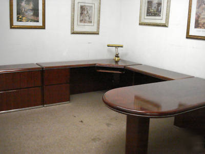 *executive u-shape desk w/ 2DR later file & 2BOOKCASES*