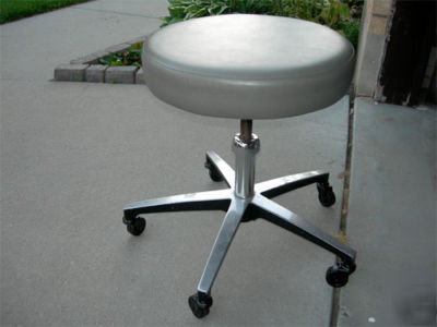 Midmark operators surgical stool grey S1011759