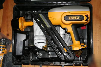 Nib dewalt DC628KB cordless nailer 18V xrp b 