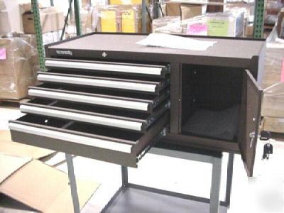 Kennedy 305XB, 5 drawer, 1 door tool storage chest