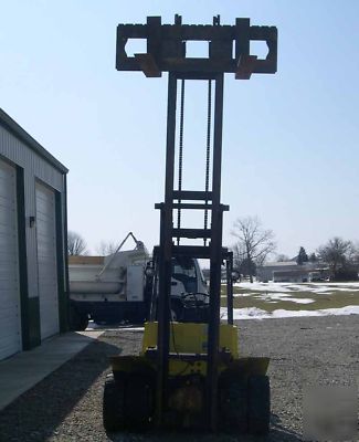 Tcm 8000LB forklift 2 stage pneumatic dual tire gas