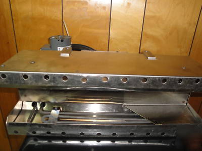 Tamper evident shrink sleeve oven heat tunnel 22X8X7IN