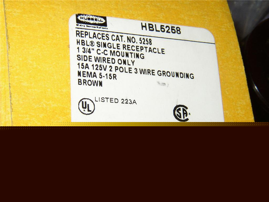 5 hubbell HBL5258 single receptacle white 15 a 125
