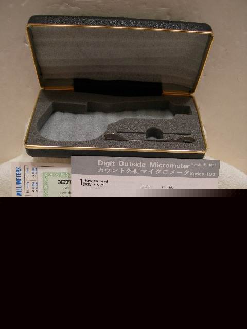 Mitutoyo spherical anvil & spindle outside microm good+