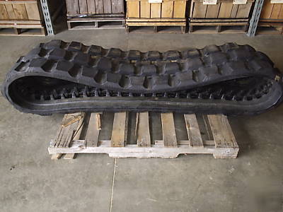 Rubber tracks for a bobcat t-180,t-190 and cormidi iron