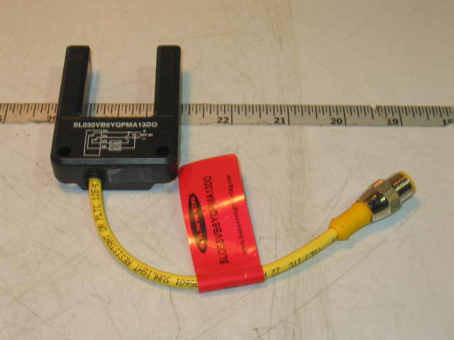 New banner SL30 slot sensor SL030VB6YQPMA13DO