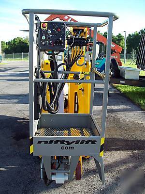 Nifty TD34TN track drive boom lift, 40',30
