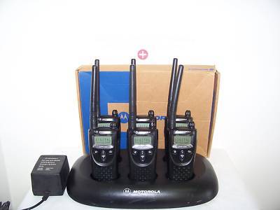 6 motorola XV2600 business two way radios vhf extras 2W